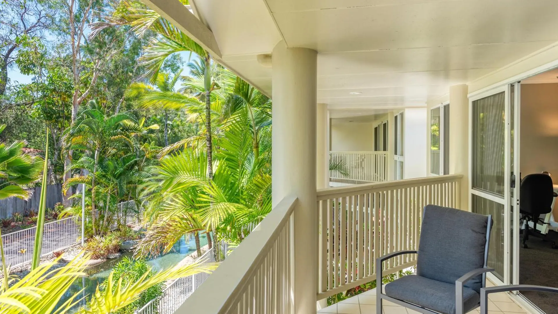 شقة Tropical Nites Executive Townhouse ميناء دوغلاس أستراليا